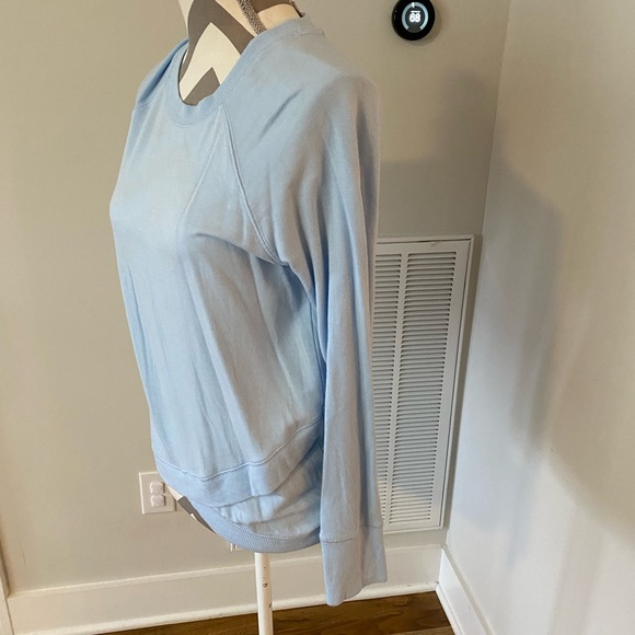 Top - Picture 3 of 5